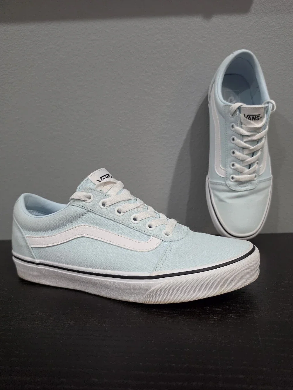 VANS Ward Delicate Blue Low Top Sneakers | Unisex Size W 9.5 / M 8